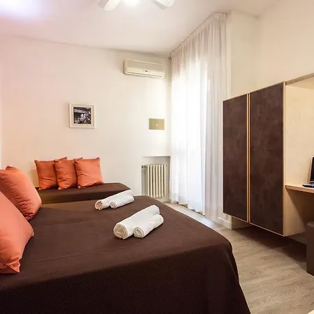 Antares Hotel 3*